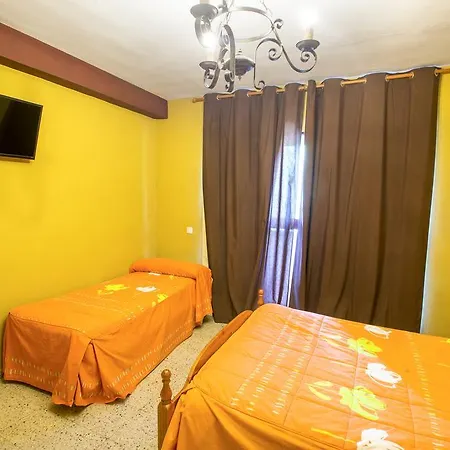 Vandrarhem La Casona Del Pinar