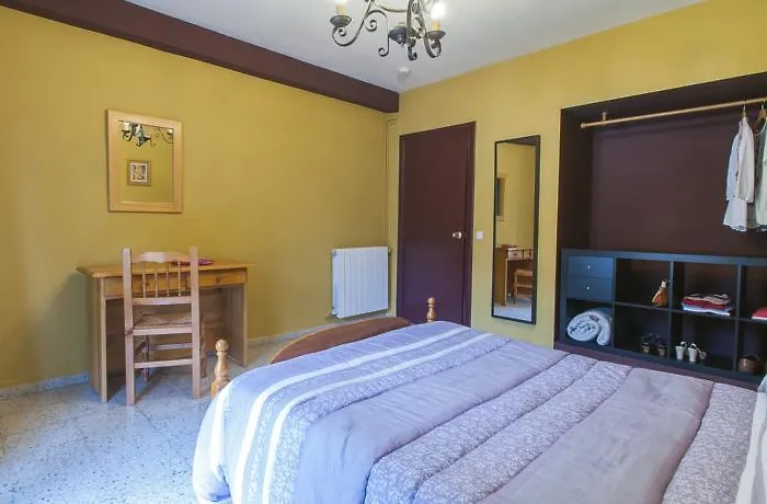 Хостел La Casona Del Pinar *