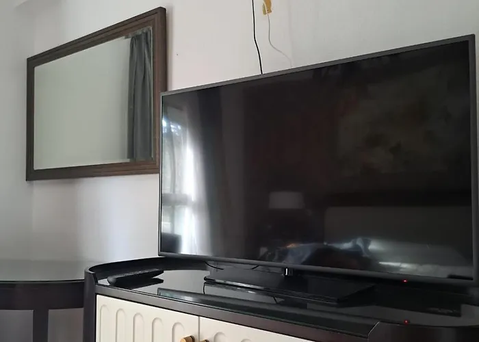 La Casona Del Pinar Хостел