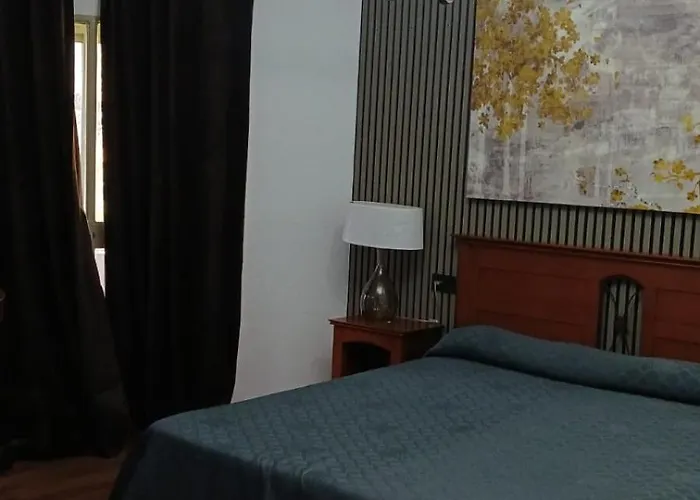 Хостел La Casona Del Pinar