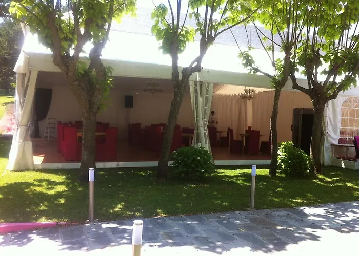 Хостел La Casona Del Pinar