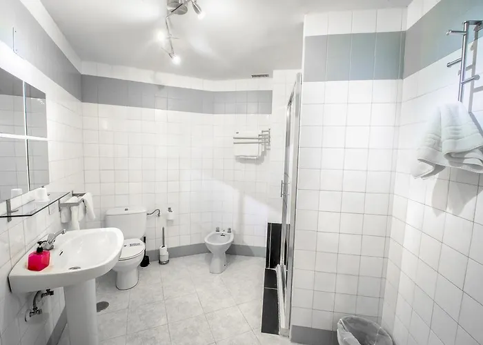 La Casona Del Pinar Хостел *